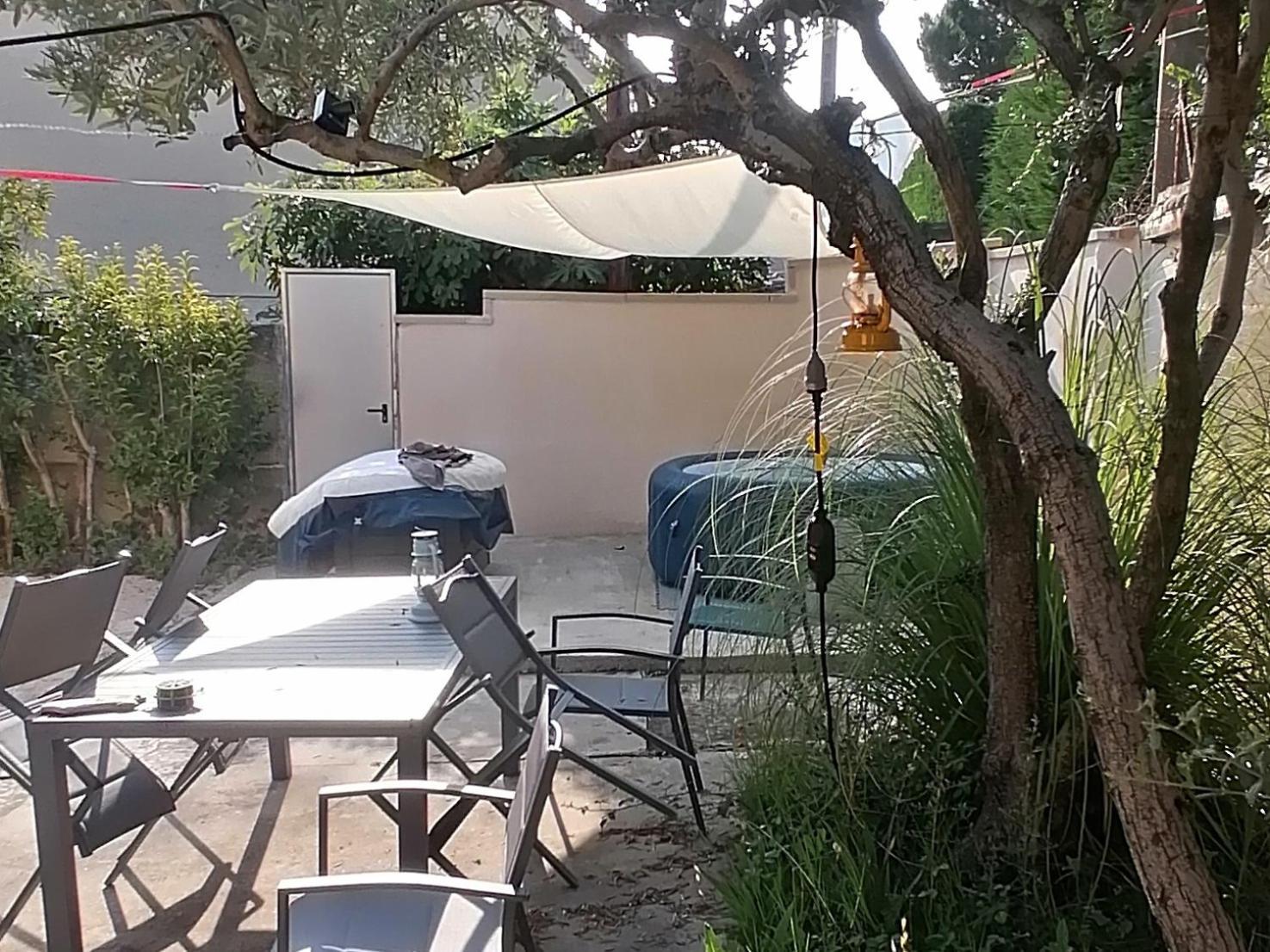 Pujaut Villa Kps מראה חיצוני תמונה